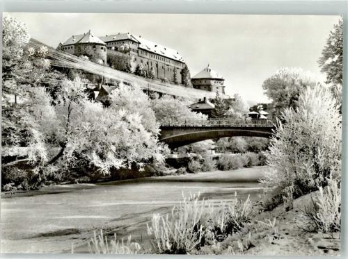 Tübingen Der Neckar mit Schloss Hohentübingen