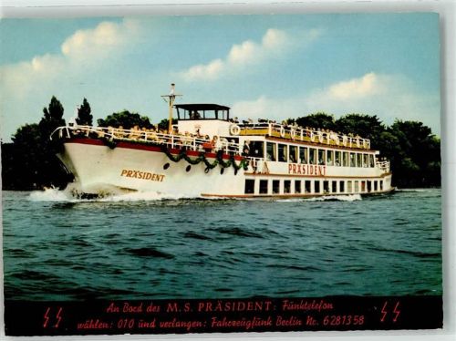 Spandau MS Präsident Fahrgastschiff