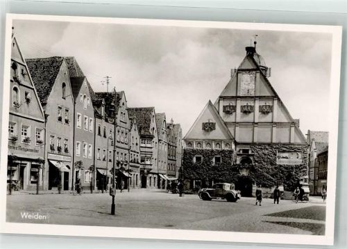 Weiden Hindenburgplatz mit Rathaus Oldtimer