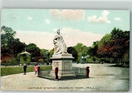 Hull Victoria Statue Pearson Park Hull