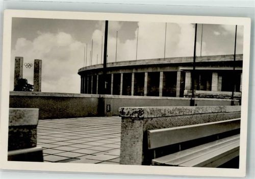 Charlottenburg Osttor der Deutschen Kampfbahn auf dem Reichssportfeld Amtliche Olympia-Karte 5