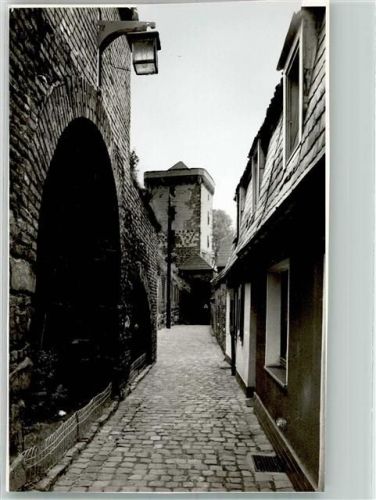 Zons Rheinturm und Gasse an der Stadtmauer Foto Original aus Archiv eines Ansichtskartenverlags Ort handschriftlich