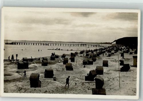 Scharbeutz Strand und Seebrücke WK II Verlag Julius Simonsen Ort handschriftlich