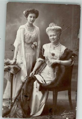 1909 Kaiserin Victoria m. Prinzessin Viktoria Luise Wohlfahrts-Postkarte