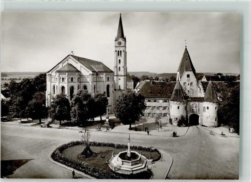 Weißenhorn Maktplatz Kirche Oberers Tor Denkmal Brunnen