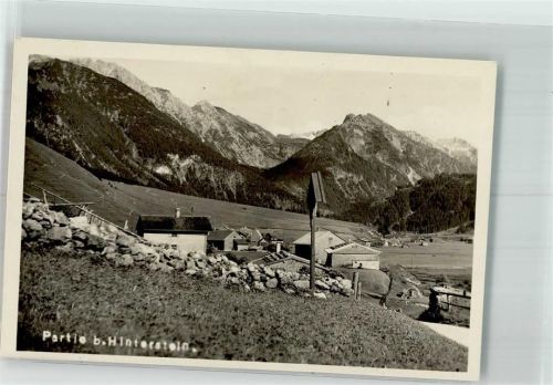 Hinterstein Feldkreuz am Ortseingang