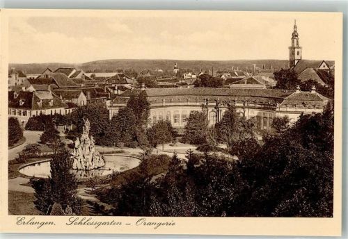 Erlangen Schlossgarten mit Hugenottenbrunnen und Orangerie