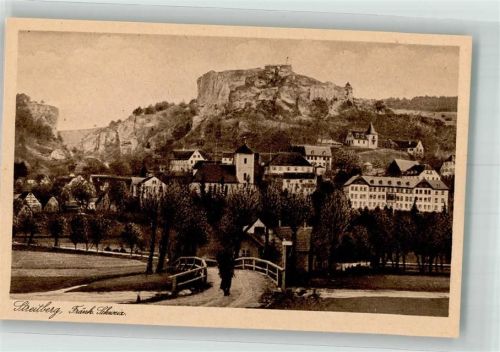 Streitberg mit Dreieinigkeitskirche und Burgruine Streitburg