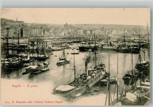 Napoli Hafen