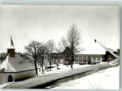Giesshübel Gasthaus Pension am Schauinsland mit Kapelle St. Maria im Winter