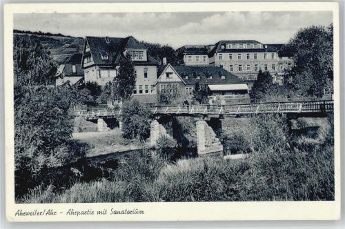 Ahrweiler Ahrpartie mit Sanatorium, Brücke