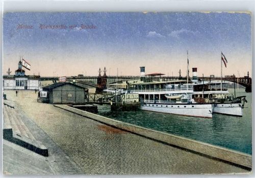 Mainz Rheinpartie mit Brücke