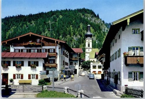 83242 W8216 Reit im Winkl - Dorfpartie