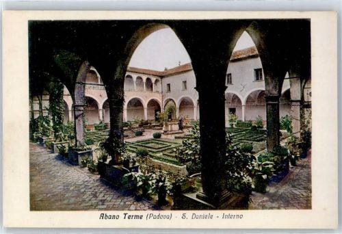 Abano Terme Bagni S. Daniele, Interno