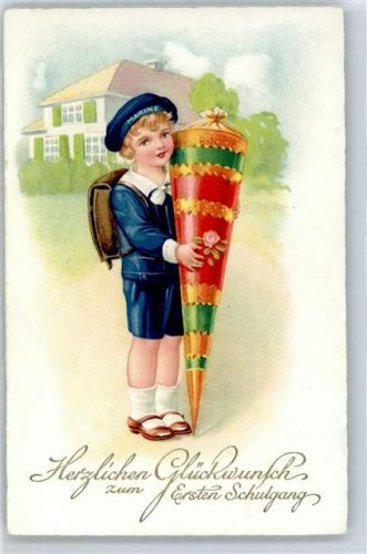 Kind Schultüte