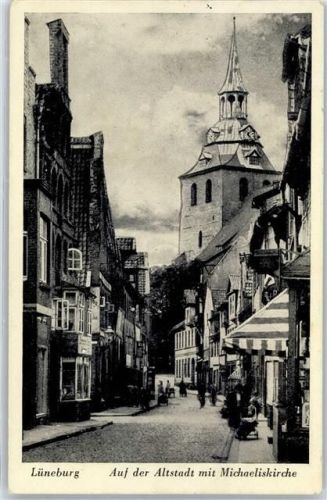 Lüneburg Auf der Altstadt mit Michaeliskirche