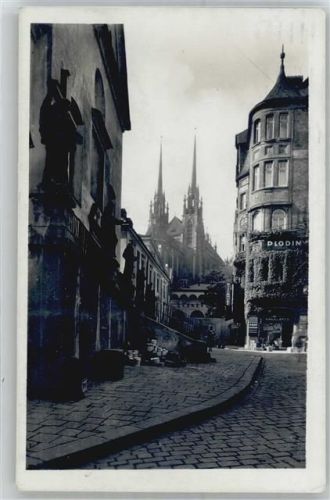 Brno Petersdom, Petrov, Strassenansicht