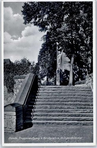 Bünde Treppenaufgang zum Kirchplatz Kriegerdenkmal