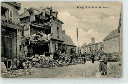 Crouy zerstörte Strasse rechts Schutzbarrikaden