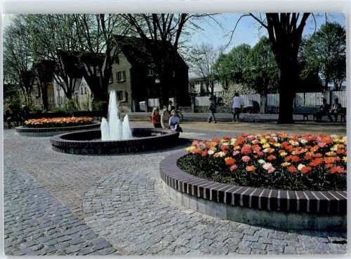 Griesheim Blumen und Wasserspiele auf dem Georg Schüler Platz