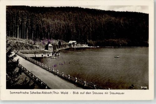 Scheibe-Alsbach Stausee mit Staumauer