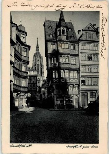 Frankfurt Durchblick zum Dom