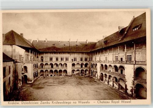 Krakau Innenhof Schloss Chateau Royal Wawel Dziedziniec Zamku Krolewskiego