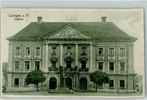 Lauingen Rathaus Klebereste