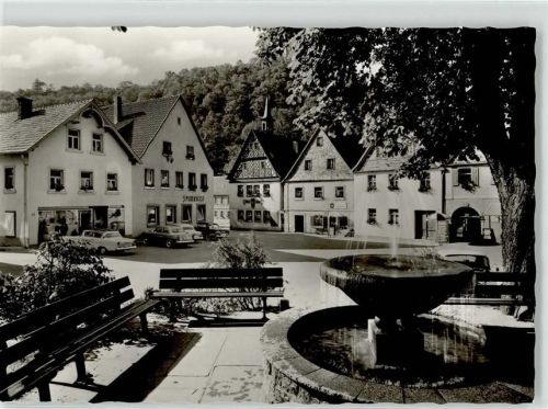 Wirsberg Dorfplatz Springbrunnen