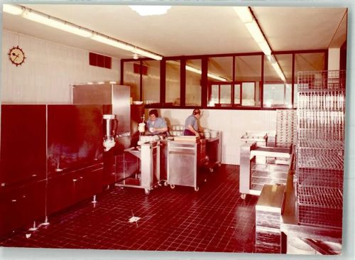 Bernried LVA-Krankenhaus Hohenried Großspüle Foto Original aus Archiv eines Ansichtskartenverlages Ort handschriftlich