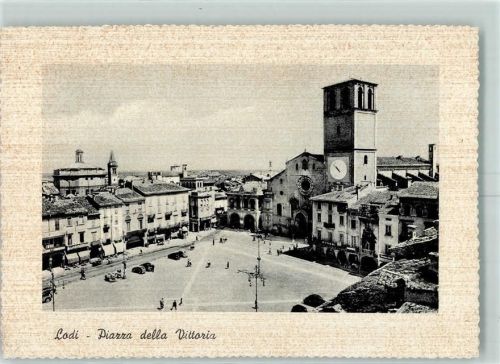 Lodi Piazza della Vittoria