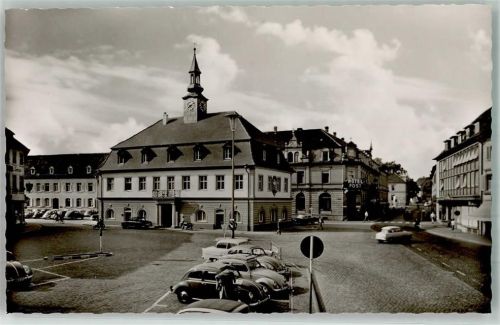 Emmendingen Marktplatz mit altem Rathaus und Hotel Post Oldtimer VW Käfer