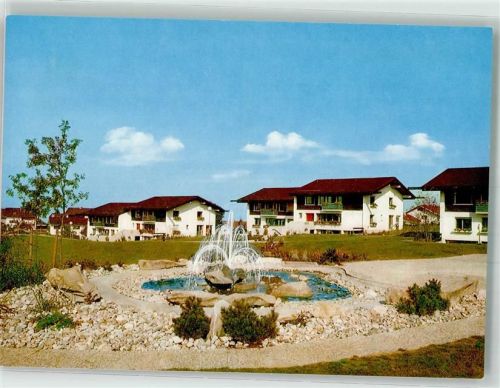 Irschenberg Caritas Kinderdorf Familienhäuser Dorfbrunnen