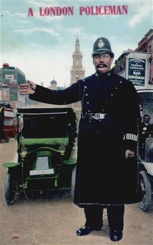 London London (Großbritannien) Leporello, Londoner Polizeibeamter, Auto, Omnibus I-II