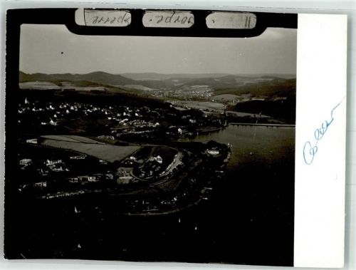 Sorpetalsperre Fliegeraufnahme von Langscheid und des Sorpedammes Foto Original aus Archiv eines Ansichtskartenverlags Ort handschriftlich