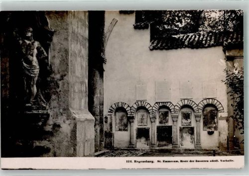 Regensburg Ruinen der äusseren nördlichen Vorhalle der Kirche St. Emmerau