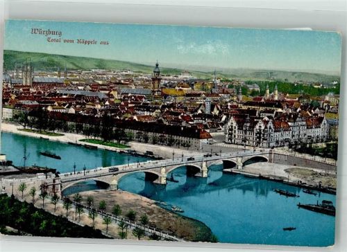 Würzburg Panorama der Stadt mit Ludwigsbrücke und Neubaukirche