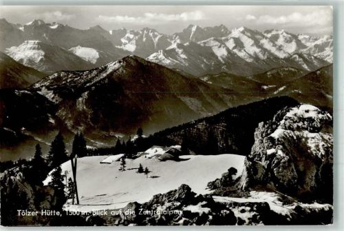 Tölzer Hütte Berghütte mit Alpenpanorama