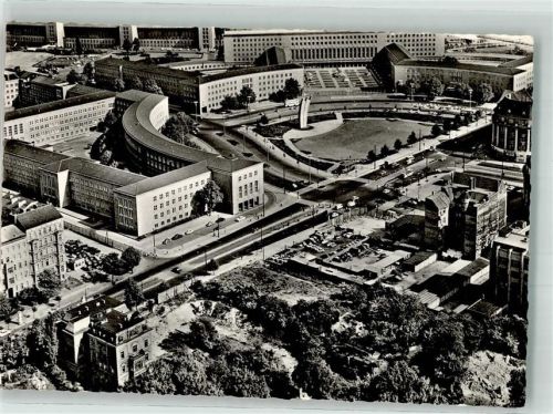 Tempelhof 1964 Fliegeraufnahme Platz der Luftbrücke Denkmal