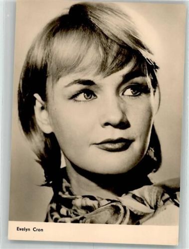 Evelyn Cron