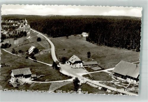 Oberbränd Fliegeraufnahme des Ortes mit Herz-Jesu-Kirche