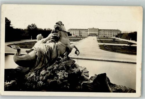 Wien 1924 Schloss Schönbrunn Denkmal Brunnen