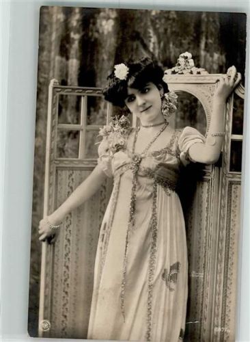 1910 Frau Nr. 867/4