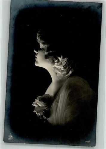 Frau Nr. 3836