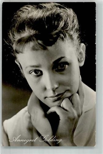 Portrait der Schauspielerin Annegret Golding Fotograf Franz Radocay