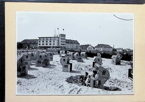 Duhnen Foto montiert auf Karton Strand am Strandhotel Fotograf Otto Schulze