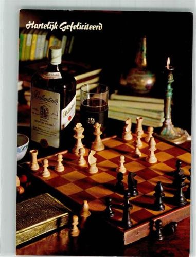 Schachbrett mit Ballantines Whiskey Glückwünsche