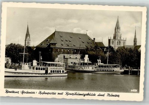 Konstanz 1934 Hafen mit Konziliumsgebäude und Münster Fahrgastschiff Hegau und Raddampfer Meersburg