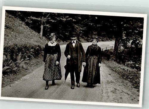 Mann mit zwei Frauen aus dem Renchtal