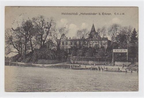 Heideschloß Hohenbinde bei Erkner. C.V.J.M gelaufen 1925. Rückseitiger Stempel: 4. Deutsches Jung-C.-Lager Hohenbinde 1925. 2. Chronika 16,9. Leichte Stempelspuren. Leichter Bug oben links. Rückseite leicht fleckig, sonst gut erhalten